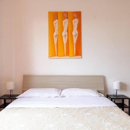Ambra'S Bright Apartment Rome Bagian luar foto