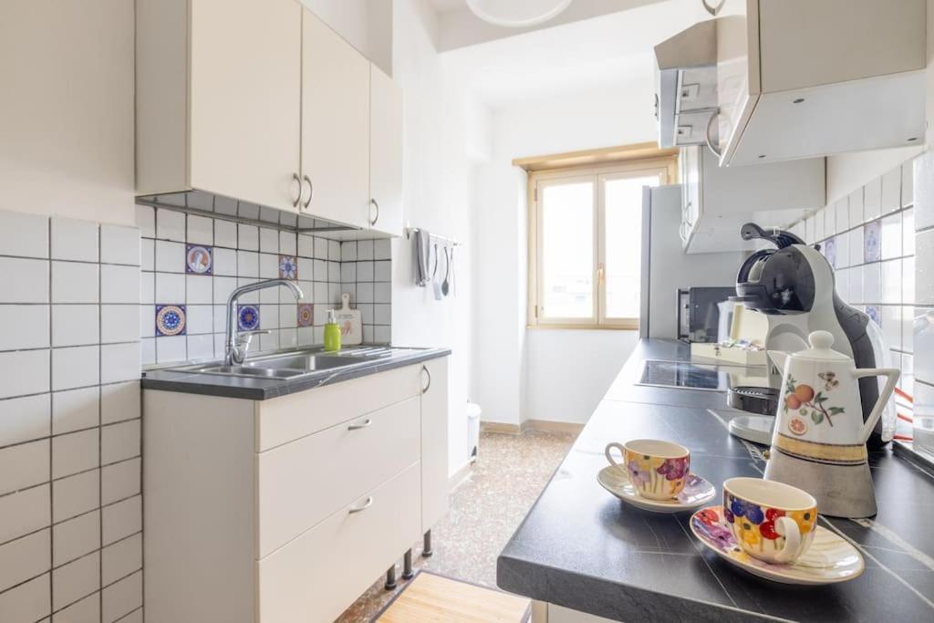 Ambra'S Bright Apartment Rome Bagian luar foto