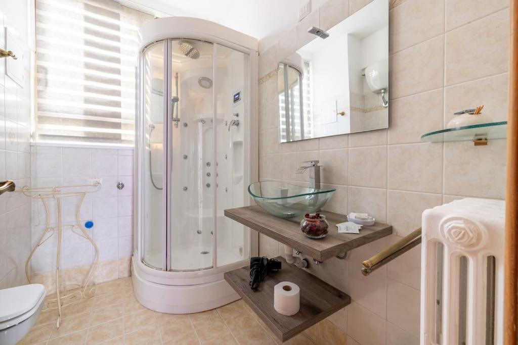 Ambra'S Bright Apartment Rome Bagian luar foto